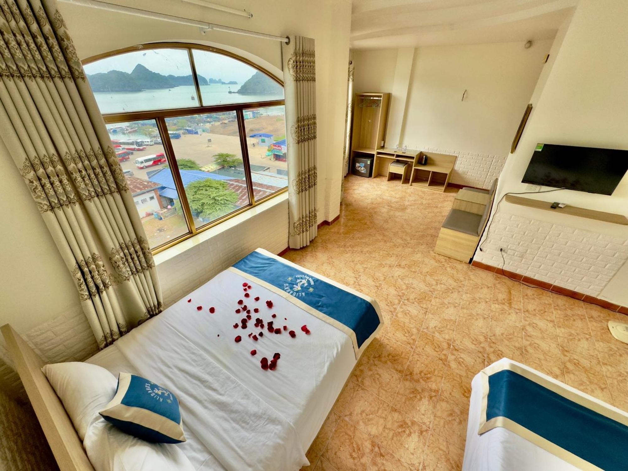 Dong Khe Sau Cat Ba Plaza Hotel מראה חיצוני תמונה