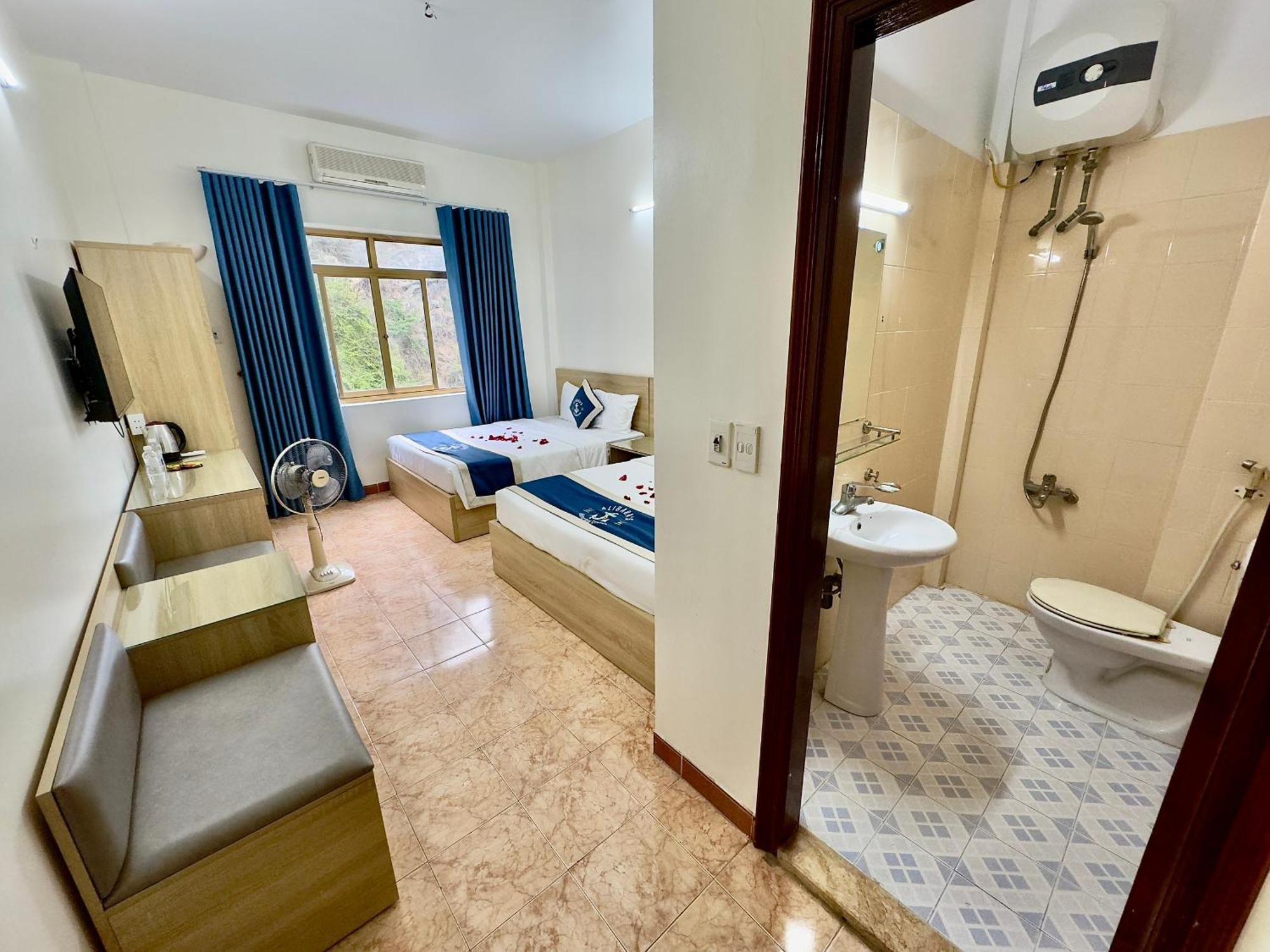 Dong Khe Sau Cat Ba Plaza Hotel מראה חיצוני תמונה