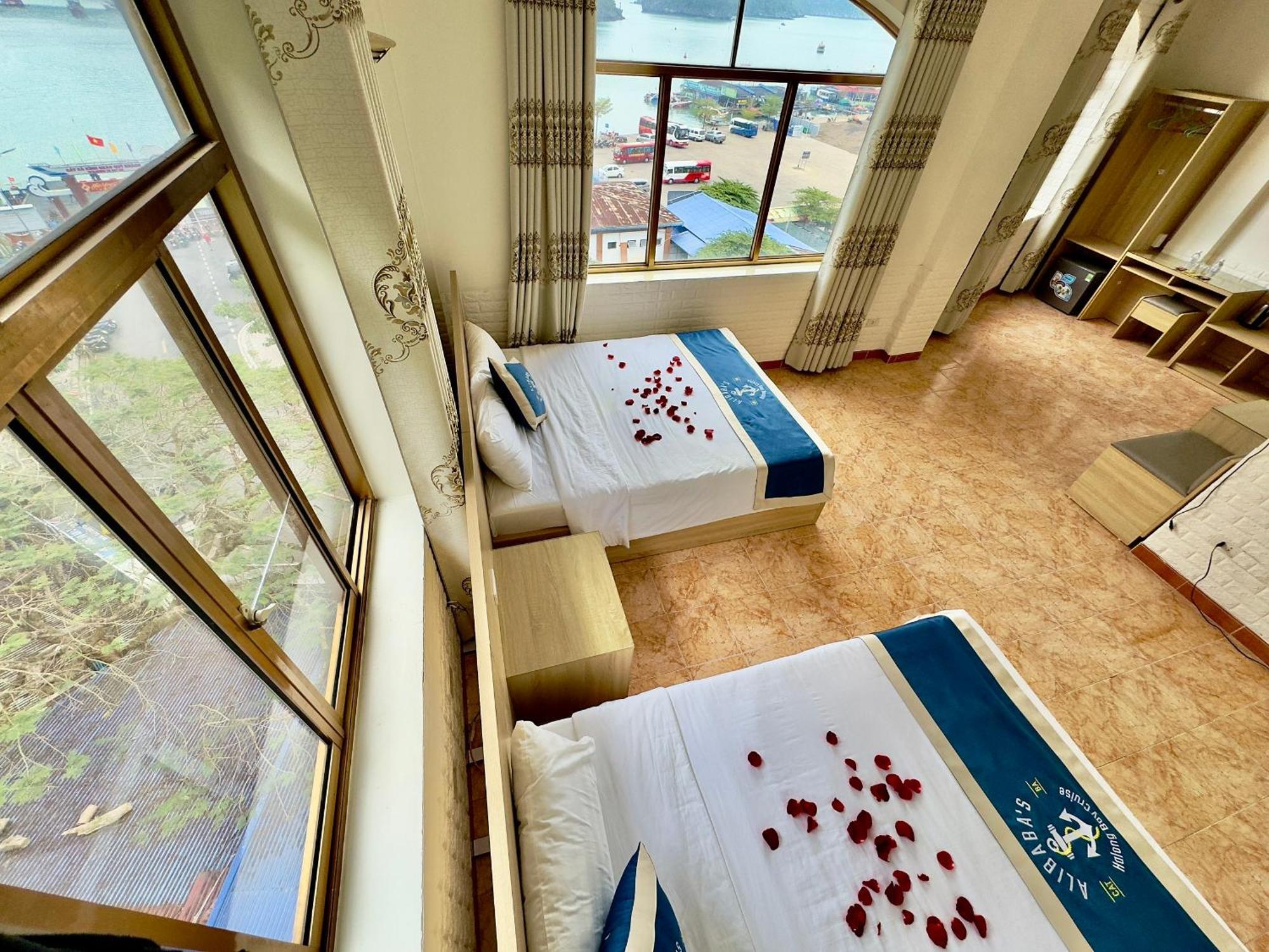 Dong Khe Sau Cat Ba Plaza Hotel מראה חיצוני תמונה